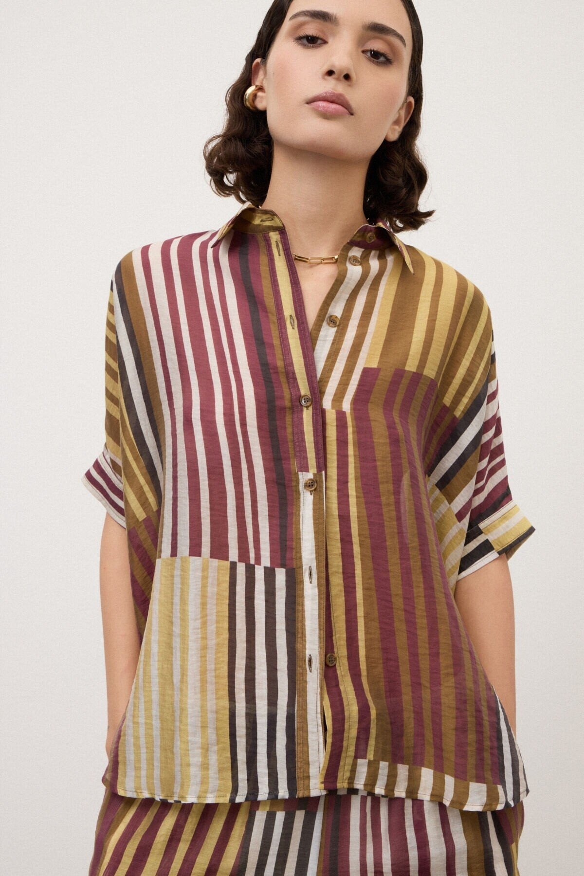 CAMICIA BOXY FIT A RIGHE OTTOD'AME