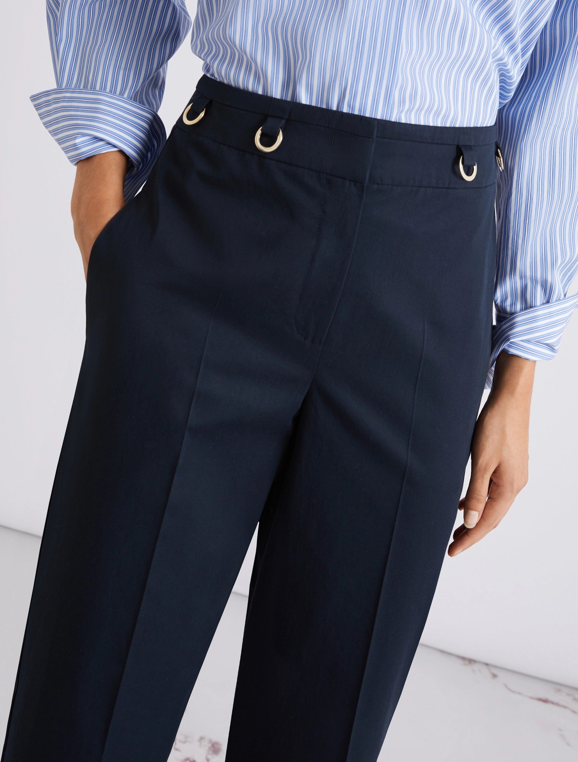 Pantaloni dritti in gabardina - BLU